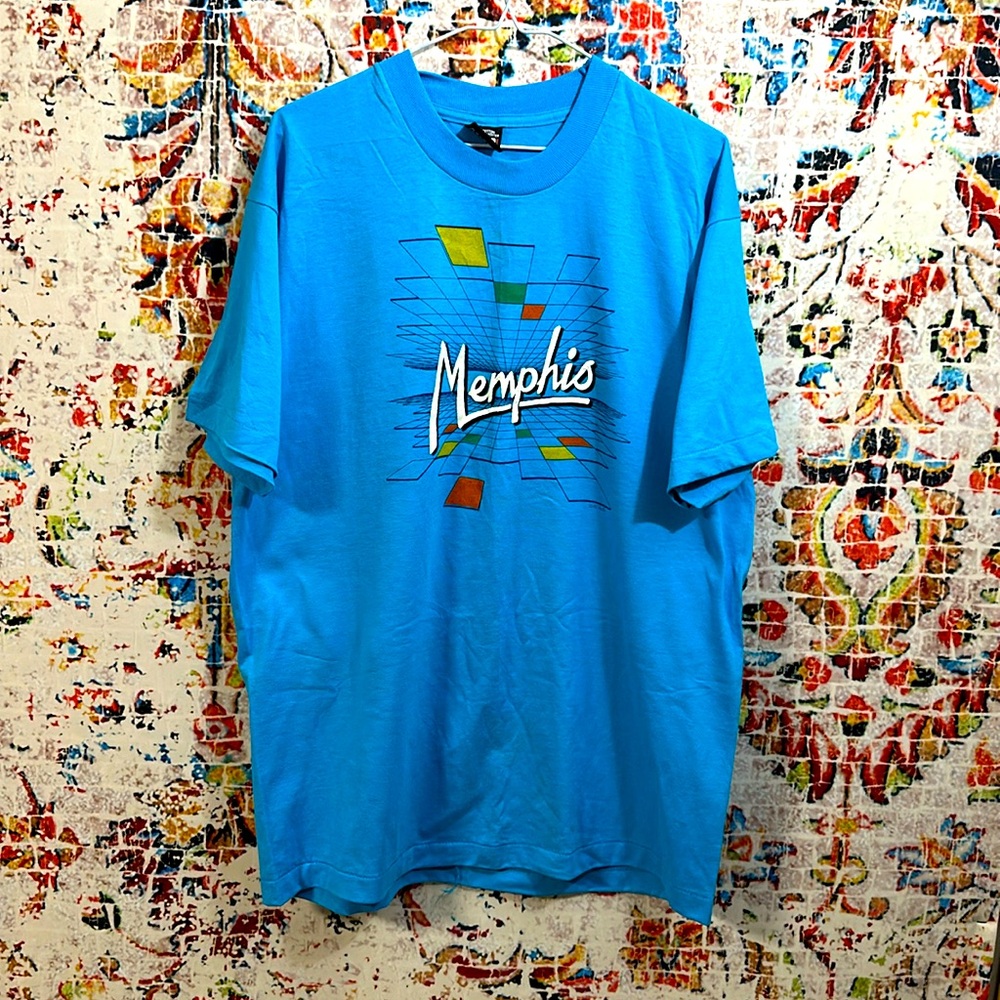 Vintage Memphis Tshirt